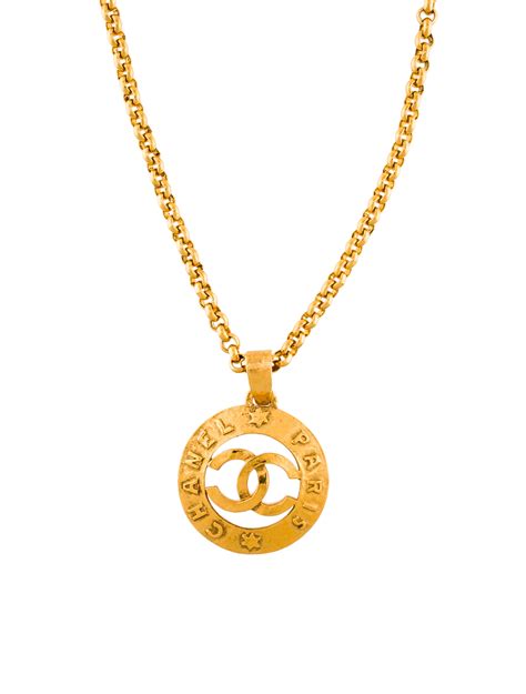 where to buy chanel necklace in singapore|chanel stores in singapore.